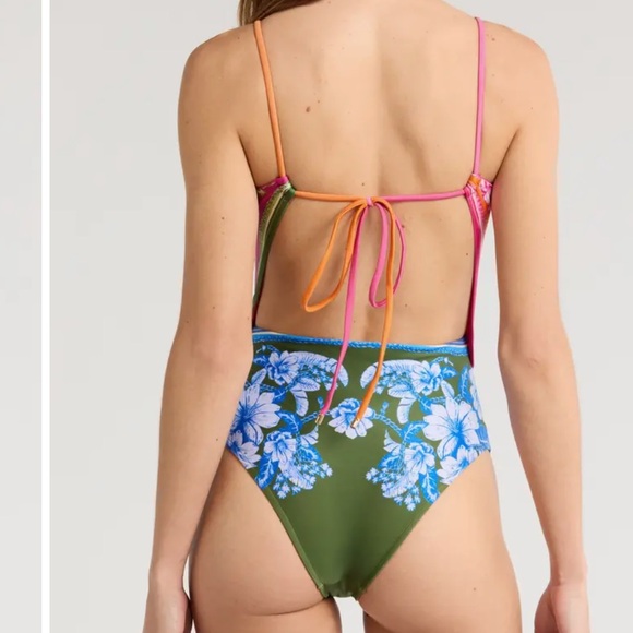 FarmRio Women’s mixed pattern Cutout One-Piece Swimsuit new with tag and liner - Picture 2 of 10